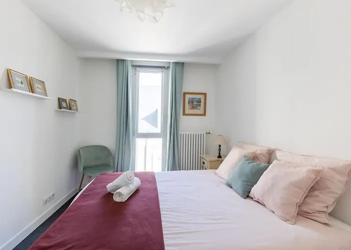 Hyper Centre Parking Privee * Le Mans