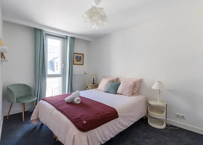 Hyper Centre Parking Privee * Le Mans