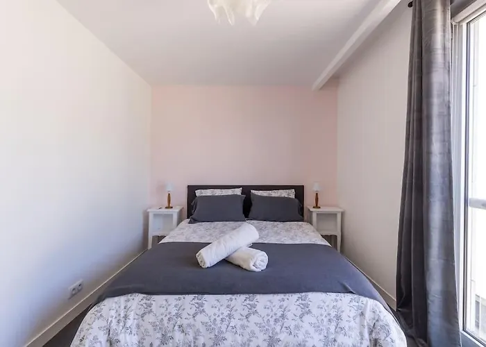 Hyper Centre Parking Privee * Le Mans